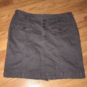 Super cute high waisted button up skirt